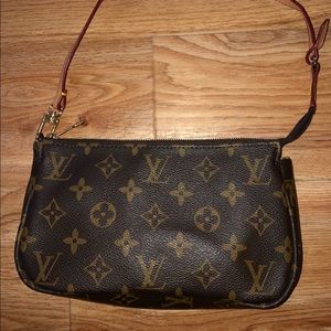 SMALL VINTAGE LOUIS VUITTON BAG